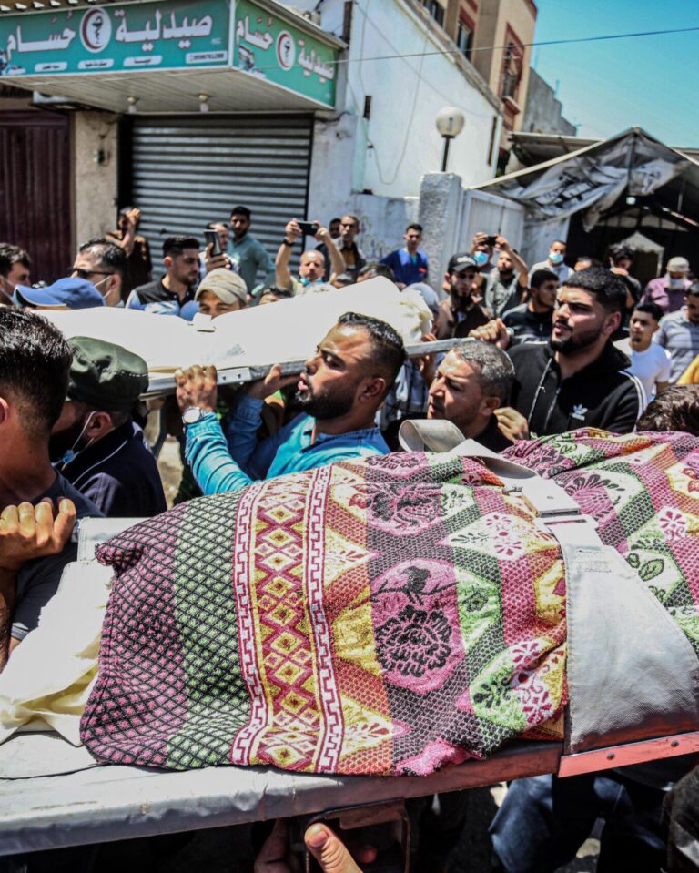 הלוויתו של הילד איברהים אל-רנטיסי