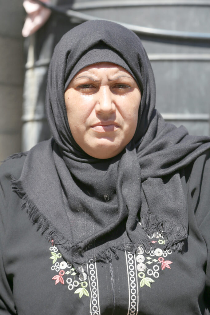 , Amal al-Masalhah, 40